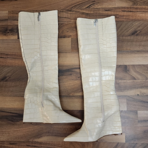 Schutz Asya Up Crocodile Embossed Leather Boots Egg Shell. Sz 7B New without box - Picture 9 of 13